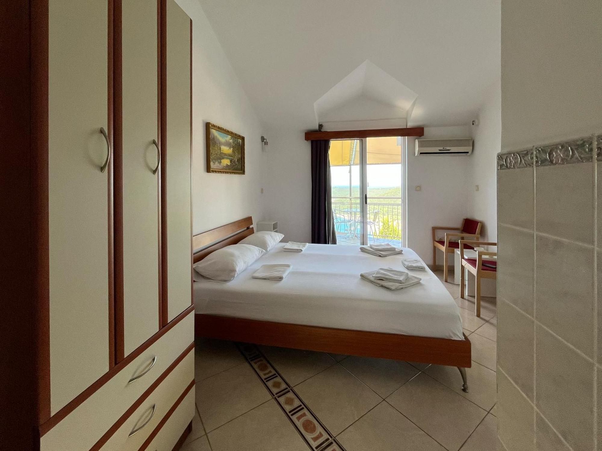 בודווה Apartments Nikvik מראה חיצוני תמונה