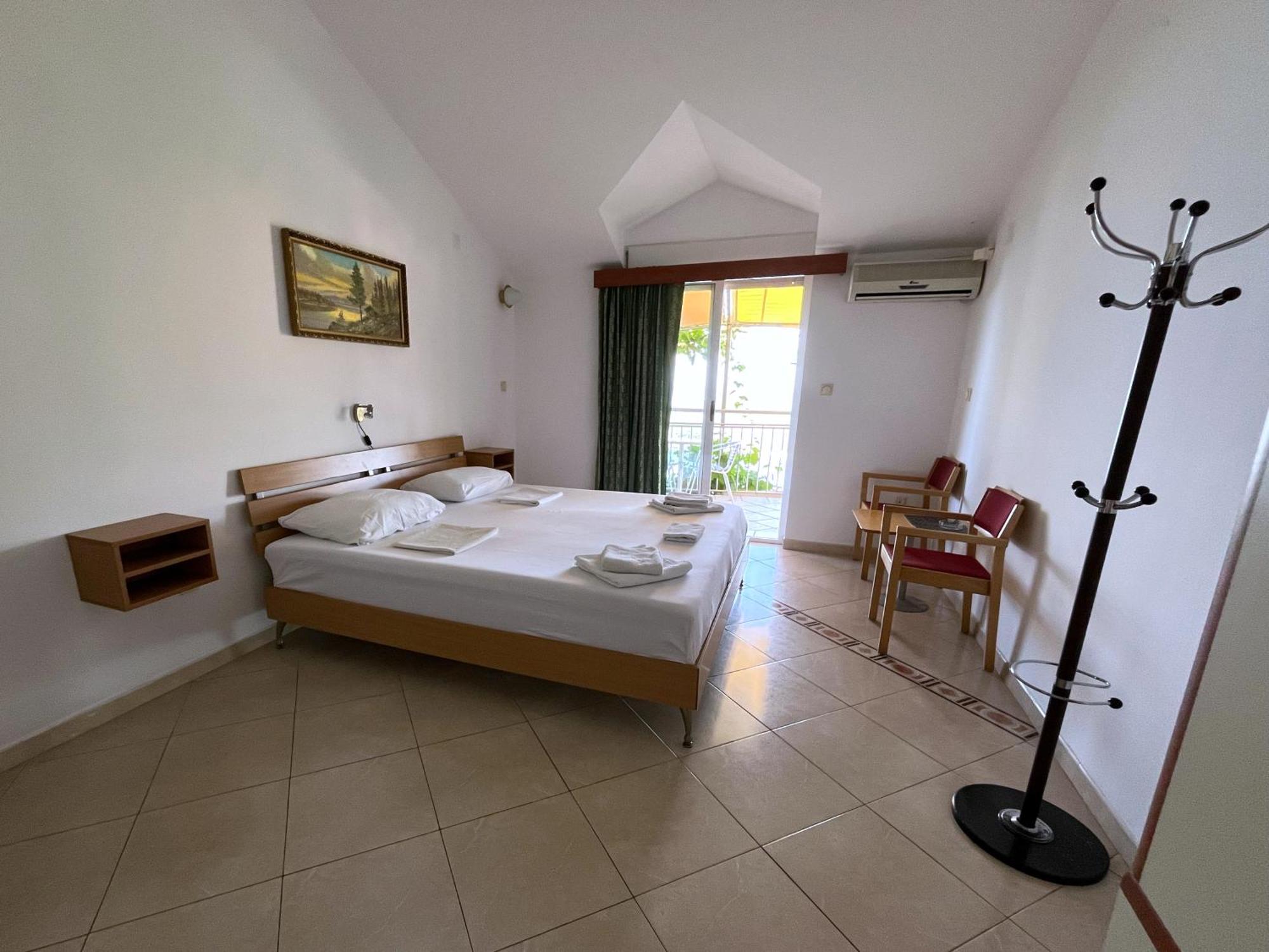בודווה Apartments Nikvik מראה חיצוני תמונה