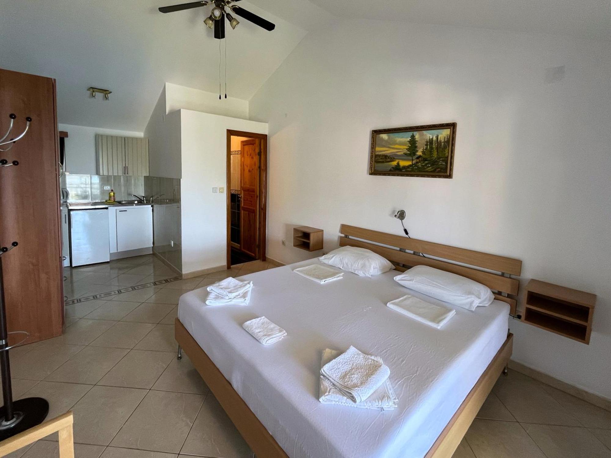 בודווה Apartments Nikvik מראה חיצוני תמונה